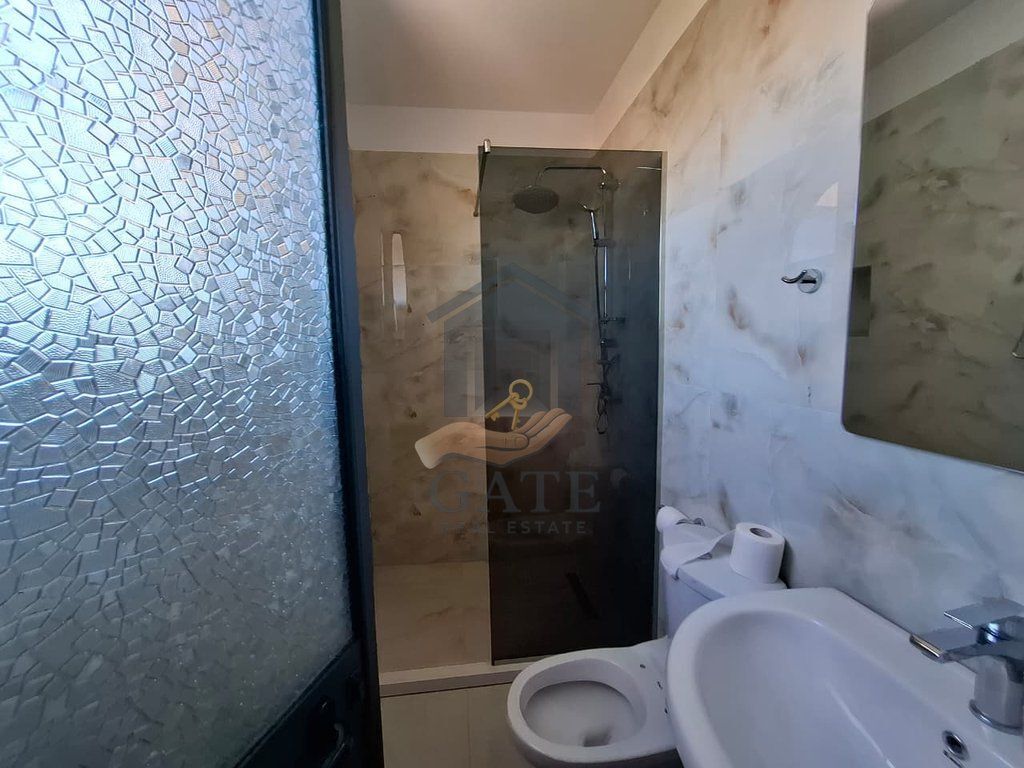 Jepet me Qira Garsonierë – Plazh Iliria, Kati 4 me Ashensor