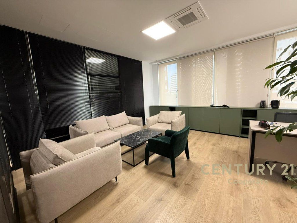 OFFICE FOR RENT 583M² - AT DELIJORGJI