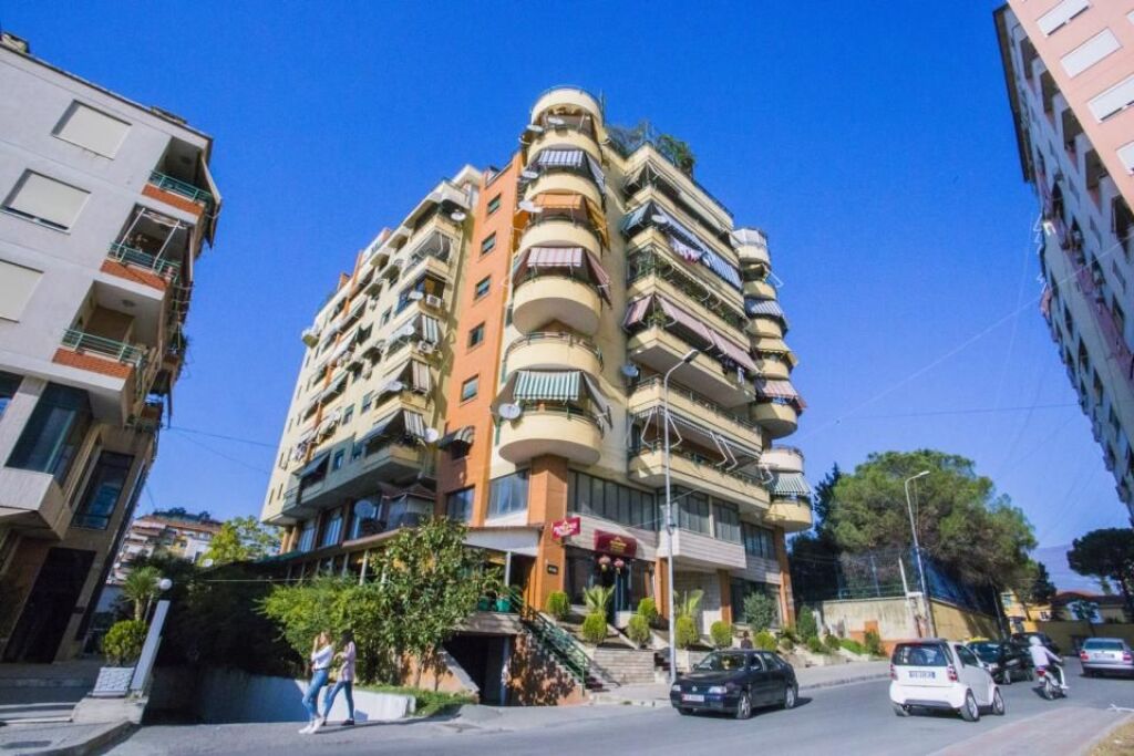 2+1 apartment for sale near Air Albania stadium