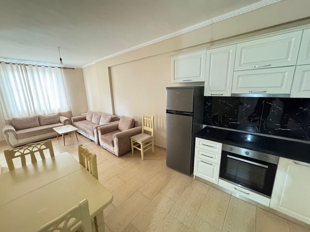 🏠 Jepet me qera apartament 2+1  📍 Pranë Kafja Remes, afër Tufinë💶 Çmimi: 350 € / muaj