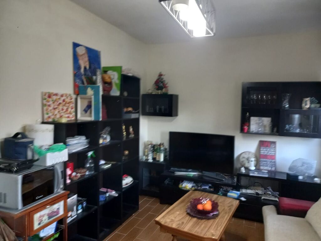 Selite,  at AKU 1+1 for rent 36,000 leke  