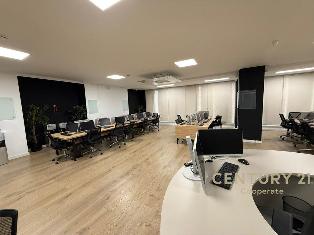 UFFICIO IN AFFITTO A DELIJORGJI