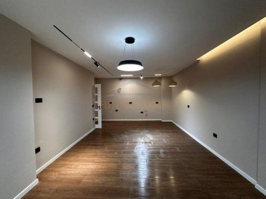 In vendita, Appartamento 2+1+2, Komuna e Parisit, Tirane
