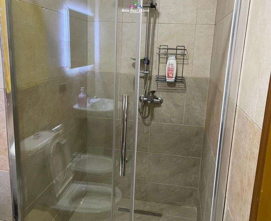 Apartament 2+1 Me Qera ne Bllok ( ID B2201758 ) Tirane