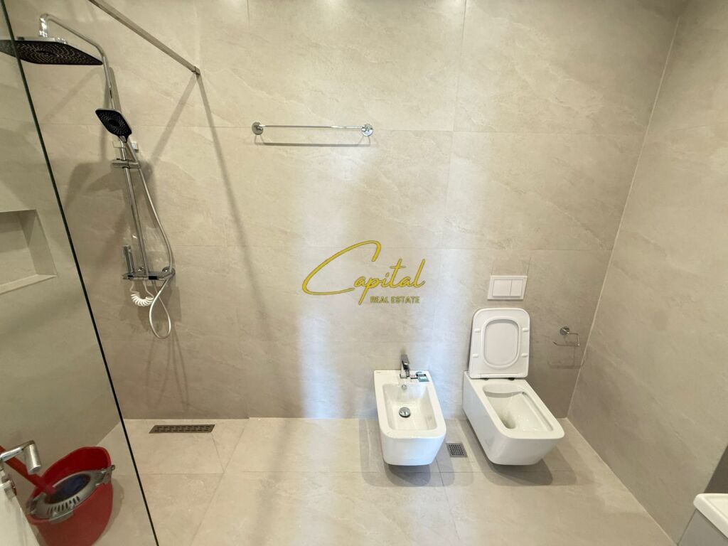 OFFICE FOR RENT 110 M2 PARIS COMMUNE 900 EURO