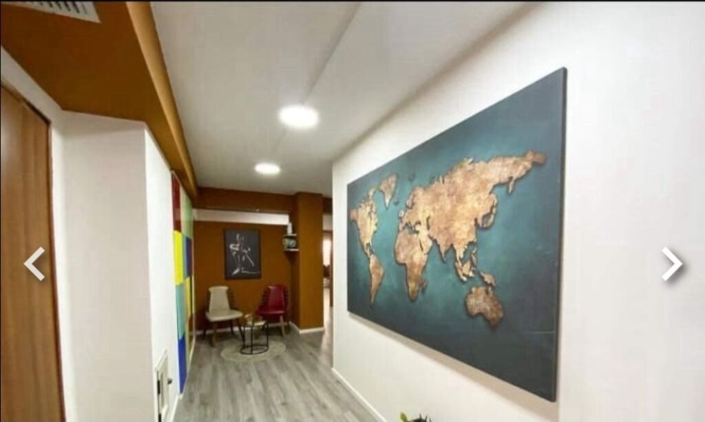 AMBJENT ME QERA - RR. SAMI FRASHERI, PERBALLE SHKOLLES PETRO NINI, BUZE RRUGE KRYESORE,