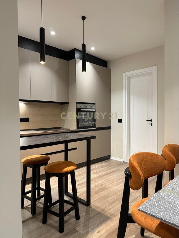 SHITET APARTAMENT 1+1 NE ZONEN E ISH BLLOKUT!