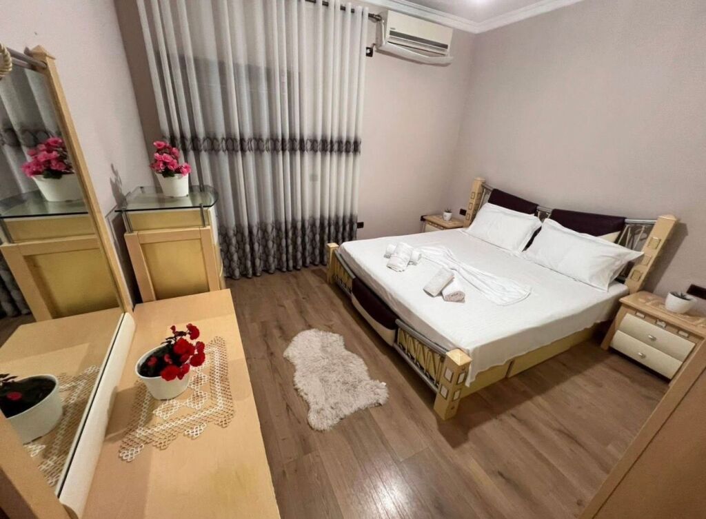 Apartament pranë stadiumit në Durrës