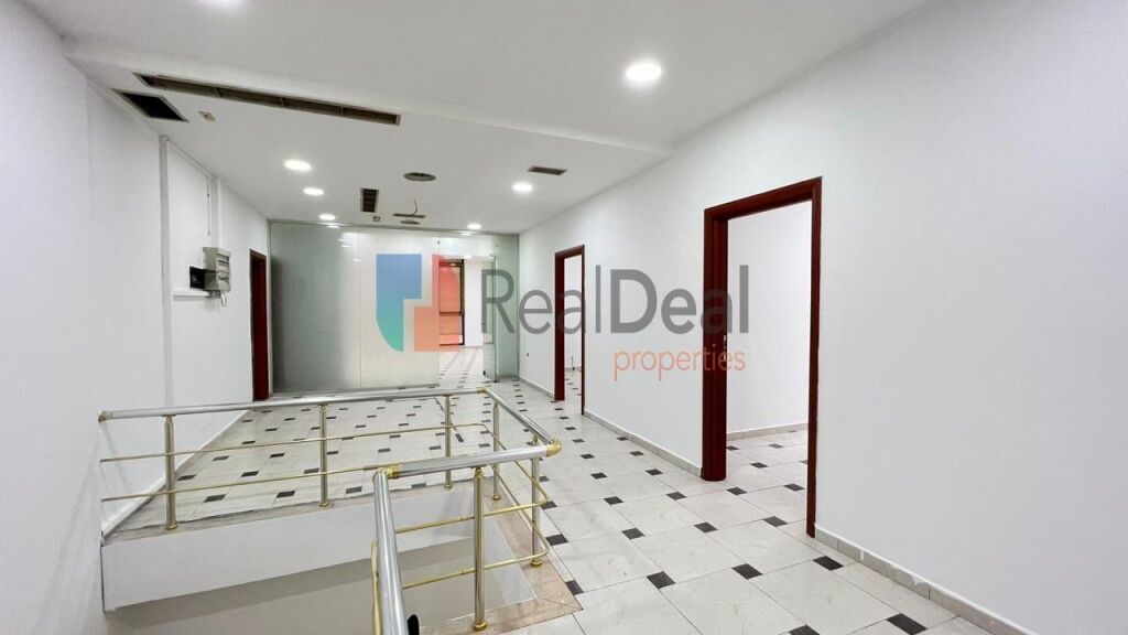 Near Myslym Shyri, an Ideal Space for Clinics is for Rent, Together with 2 Parking Spots!!