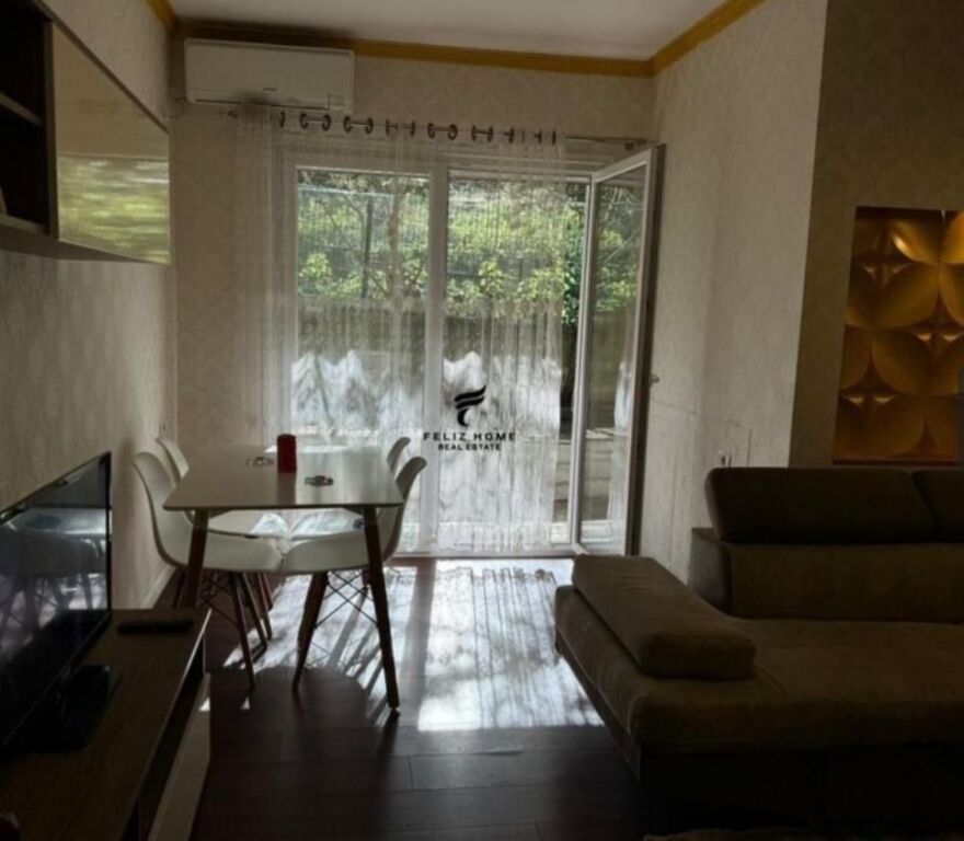 APARTAMENT ME QERA 2+1+BALLKON LIQENI I THATE 75.000 LEKE