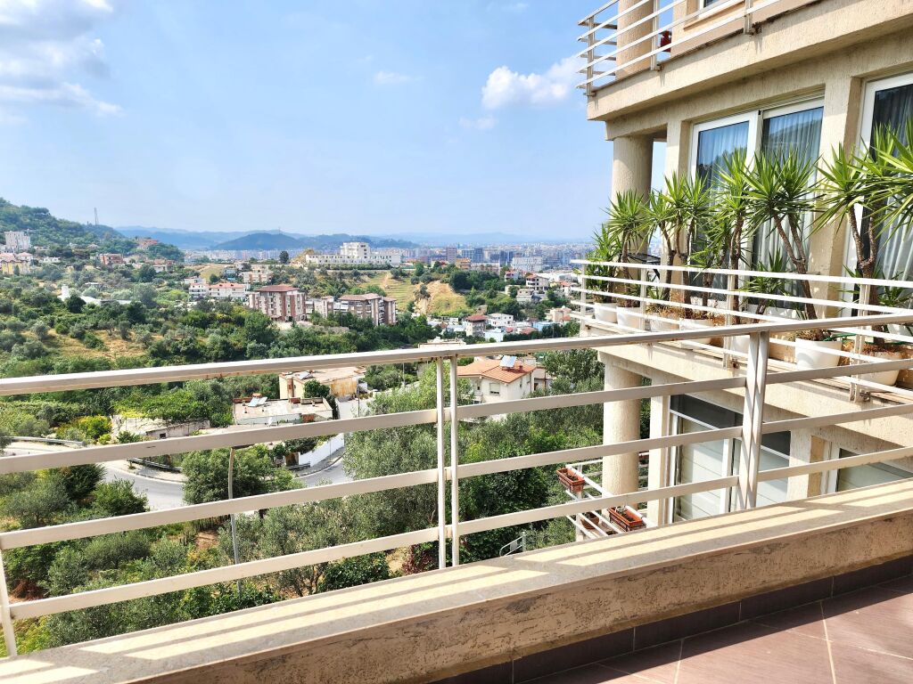 🏡 Duplex for Sale 📍 Kodra e Diellit 1 Residence / 1 Parking Space 2+1+2 Bathrooms &amp; 2 Balconies &amp; Storage – 121 m² total (Fully Furnished) 💶 260,000 € 🔥🔥