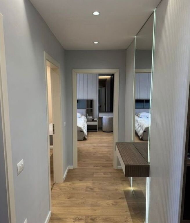 🏡Shitet Apartament 2+1+2+2+P 📍Rruga e Durrsit