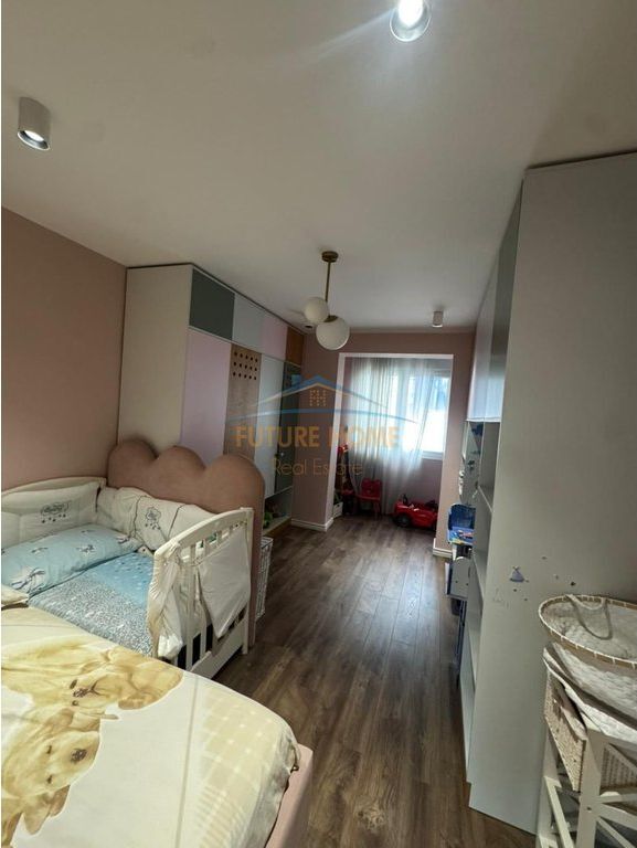 SHES APARTAMENT 3+1+2+GARDEROBE, 21 DHJETORI