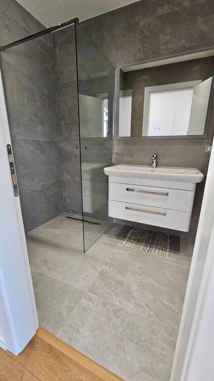 APARTMENT 3+1+2 TOILETS FOR RENT LIQENI, NEAR THE ZOOLOGICAL GARDEN