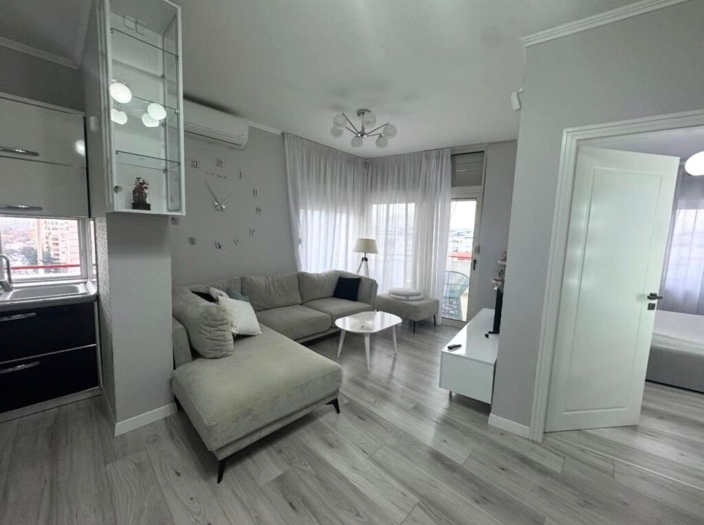 Apartment 2+1 for Rent, Astir