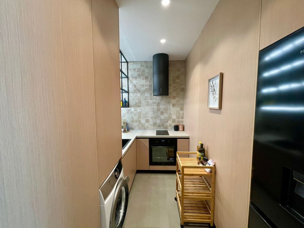 Shitet apartament 1+1+parkim ne Myslym Shyr