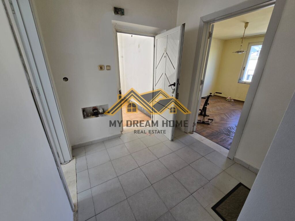 SHITET APARTAMENT 2+1 NE QENDER DURRES!