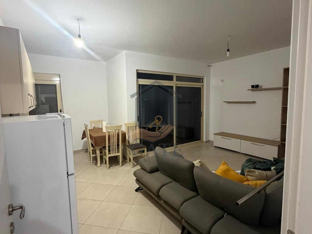 Qira, Apartament 2+1, Ish Keneta, Durres