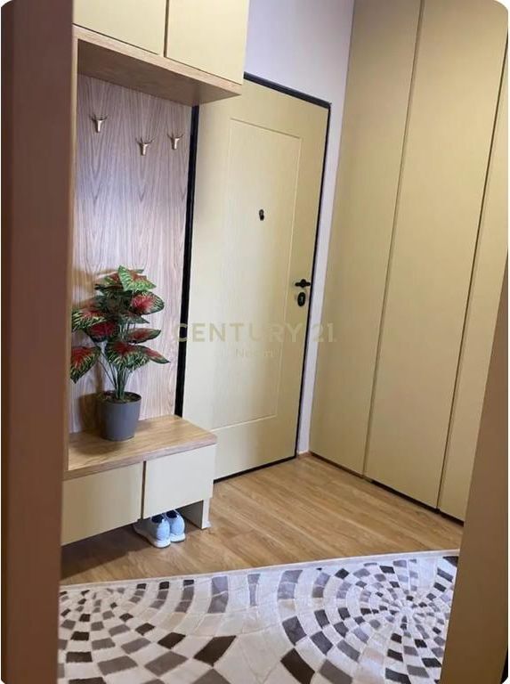 APARTAMENT ME QIRA 1+1 TEK KODRA E DIELLIT