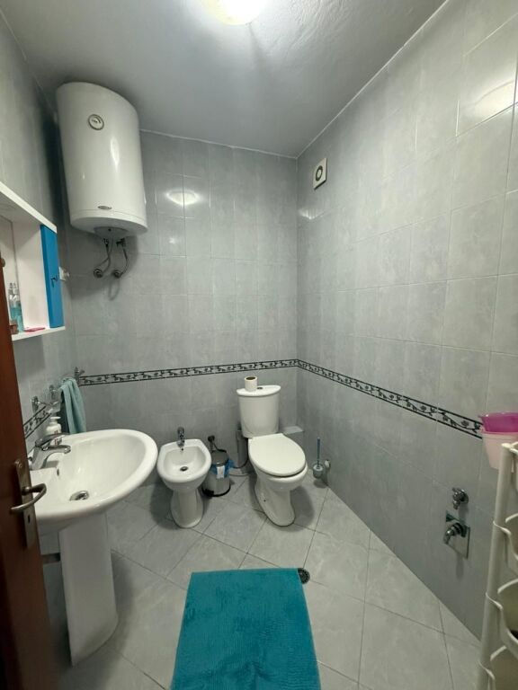 Apartament 2+1+2 me qera ne Don Bosko