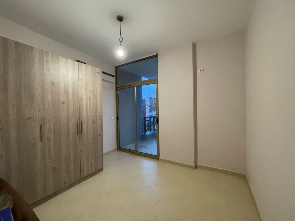 Apartamente 2+1 Astir