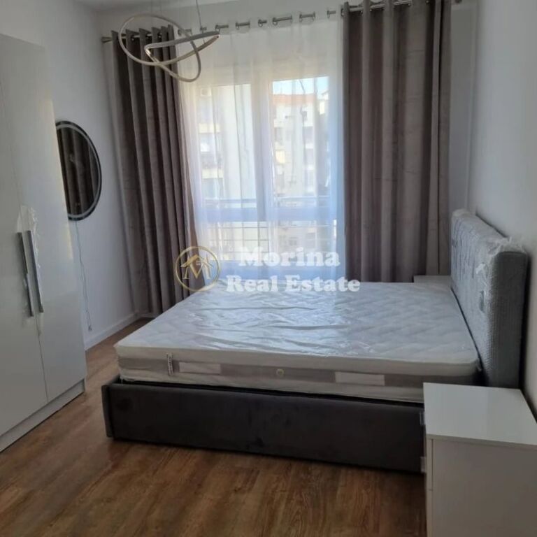 Rent | Apartment 1 + 1 | Paris Commune | 850 €/month