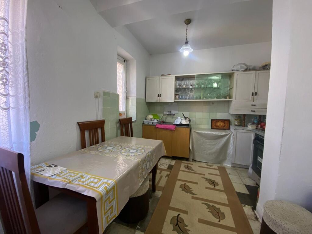 FOR SALE APARTMENT 3+1 KRUJE 55,000 EURO