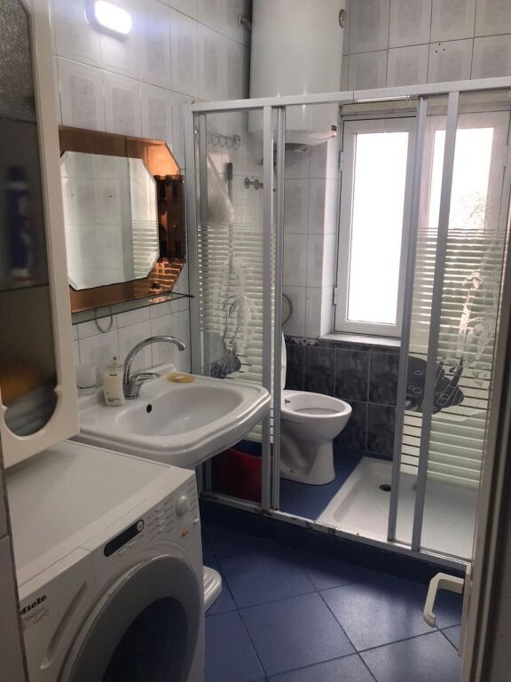 Jepet Me Qera Apartament 2+1+1 Ballkon