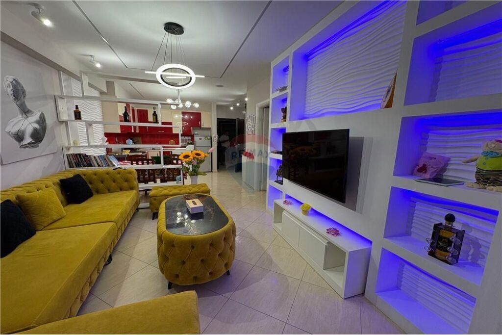 🏡 APARTMENT 1+1 FOR SALE – LUNGOMARE, VLORË