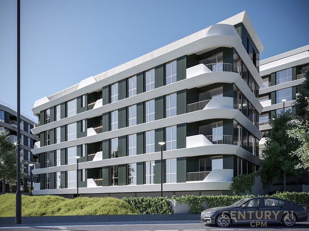 SHITET APARTAMENT 2+1+2 TEK LIQENI I THATE