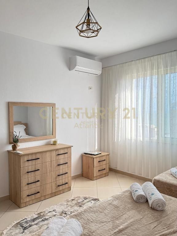 JEPET ME QIRA SUPER APARTAMENT 1+1 ME PAMJE DETI NE PLAZH!