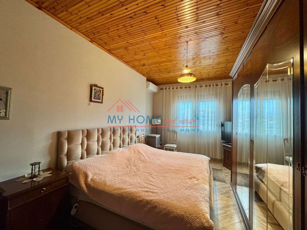 Appartamento 3+1 in vendita vicino al ex Mercato Elettrico Tirana