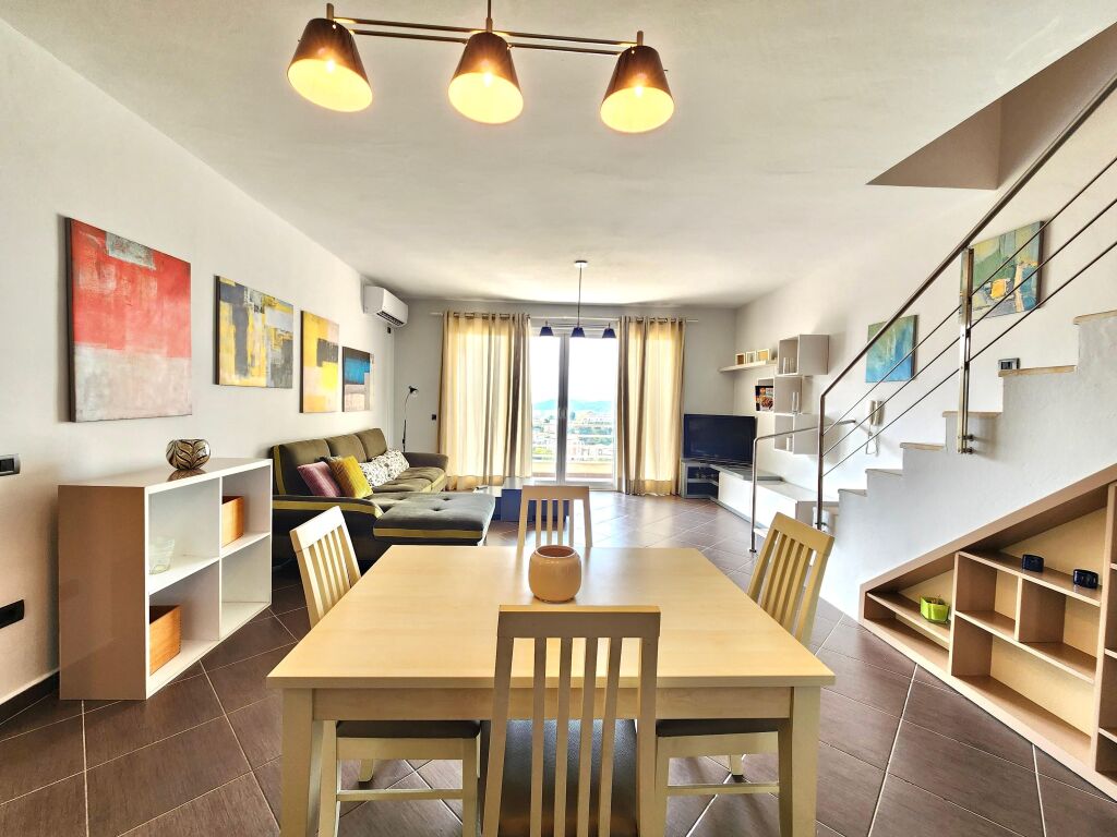 🏡 Duplex for Sale 📍 Kodra e Diellit 1 Residence / 1 Parking Space 2+1+2 Bathrooms &amp; 2 Balconies &amp; Storage – 121 m² total (Fully Furnished) 💶 260,000 € 🔥🔥