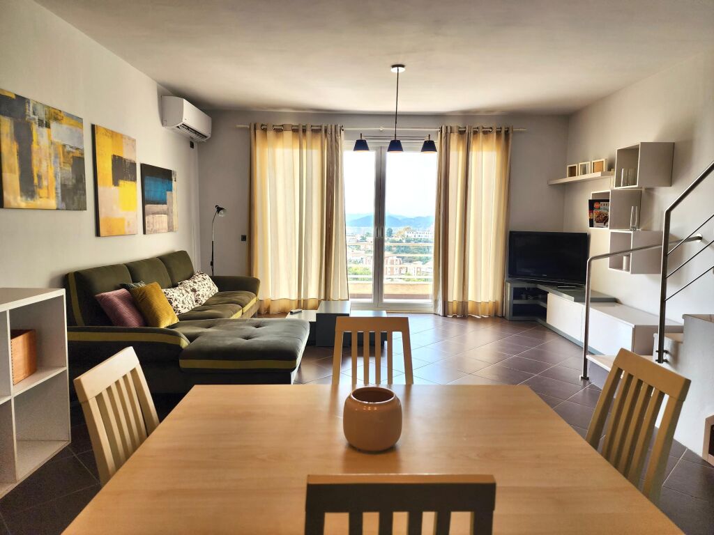 🏡 Duplex for Sale 📍 Kodra e Diellit 1 Residence / 1 Parking Space 2+1+2 Bathrooms &amp; 2 Balconies &amp; Storage – 121 m² total (Fully Furnished) 💶 260,000 € 🔥🔥