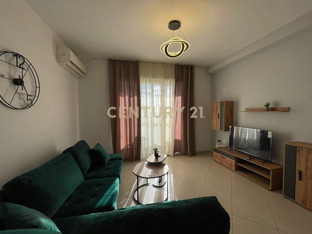 JEPET ME QIRA SUPER APARTAMENT 1+1 ME PAMJE DETI NE PLAZH!