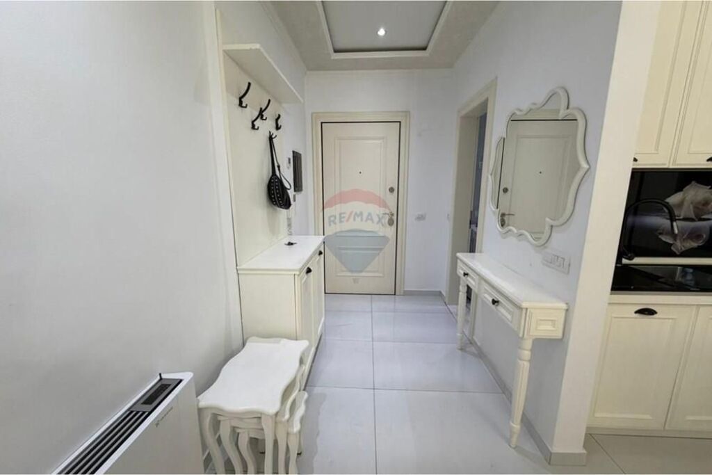 APARTAMENT 2+1+2 PER SHITJE NE XHAMLLIK