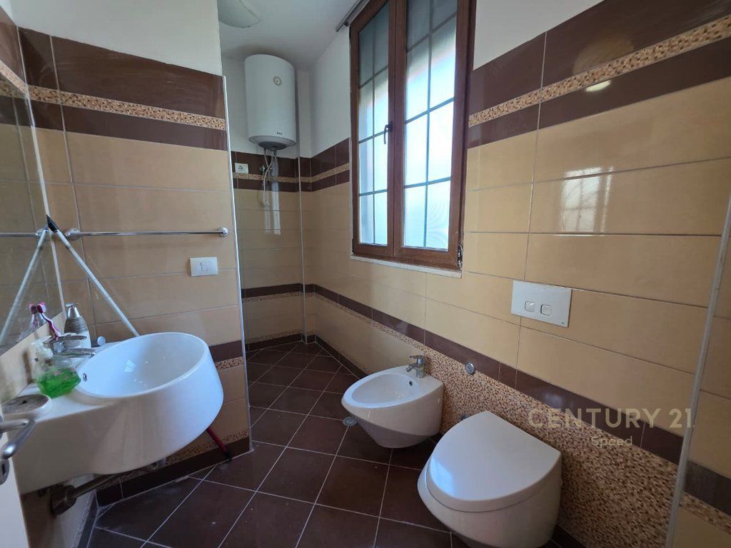 VILLA WITH YARD FOR RENT IN ONE OF THE BEST COMPLEXES OF TIRANA