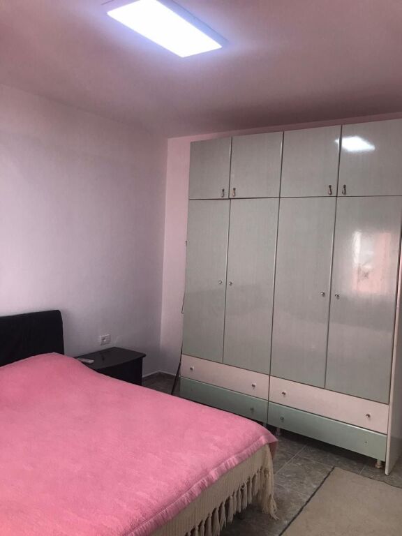Jepet Me Qera Apartament 2+1+1 Ballkon