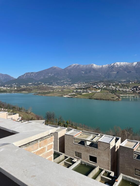 Villa for sale at Lake Farka