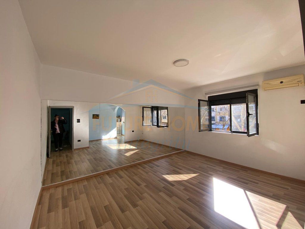 Rent, Apartment 1+1, Ali Demi, Tirana.