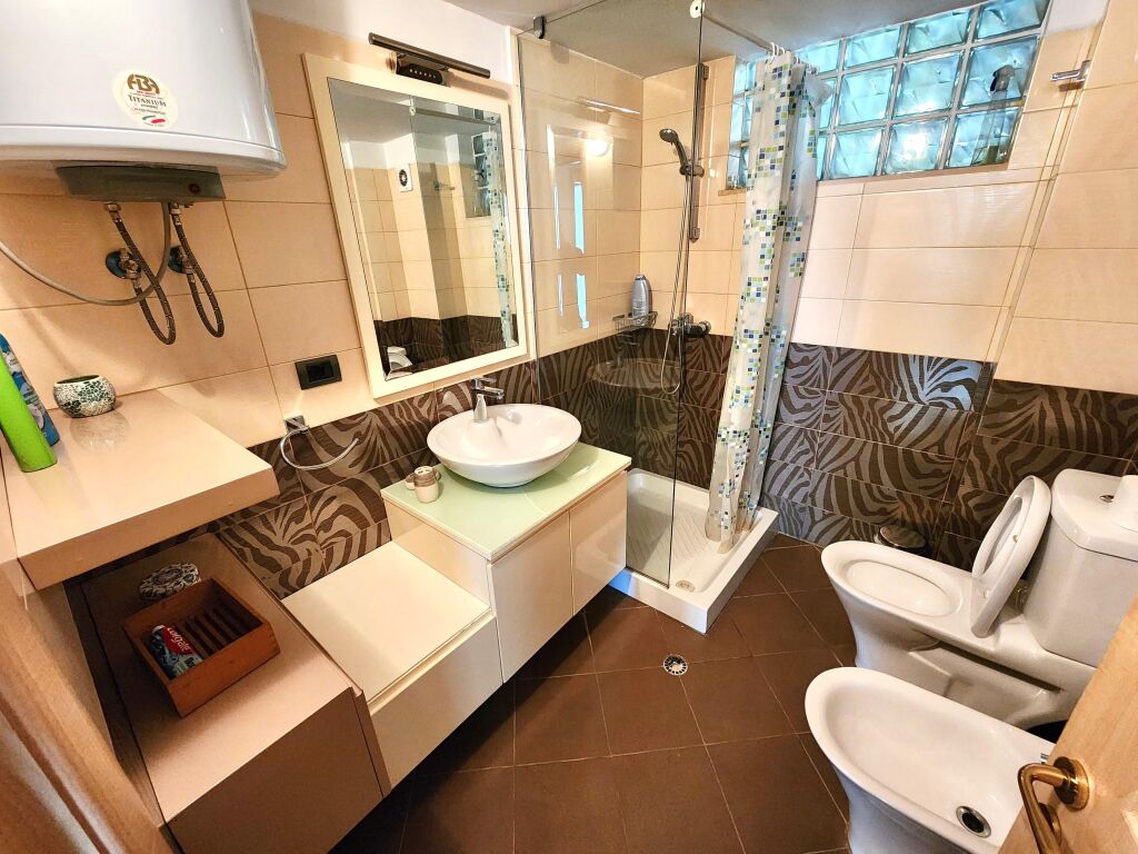 🏡 Duplex for Sale 📍 Kodra e Diellit 1 Residence / 1 Parking Space 2+1+2 Bathrooms &amp; 2 Balconies &amp; Storage – 121 m² total (Fully Furnished) 💶 260,000 € 🔥🔥