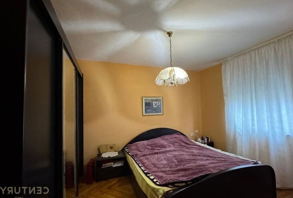 1+1 for rent at Myslym Shyri