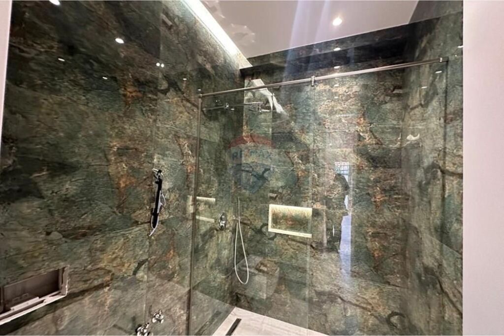 Appartamento - In Vendita - Comune di Parigi, Tirana(ID: 530591002-45)