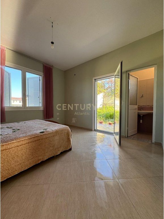 Villa for sale – Arapaj, Durrës Strategic location near the main road .