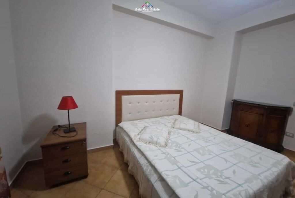 Apartament Me Qera 2+1 Tek Komuna e Parisit ( ID B2201751) Tirane