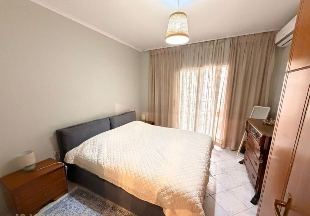 JAPIM APARTAMENT 1+1 ME QERA TEK KOMUNA E PARISIT