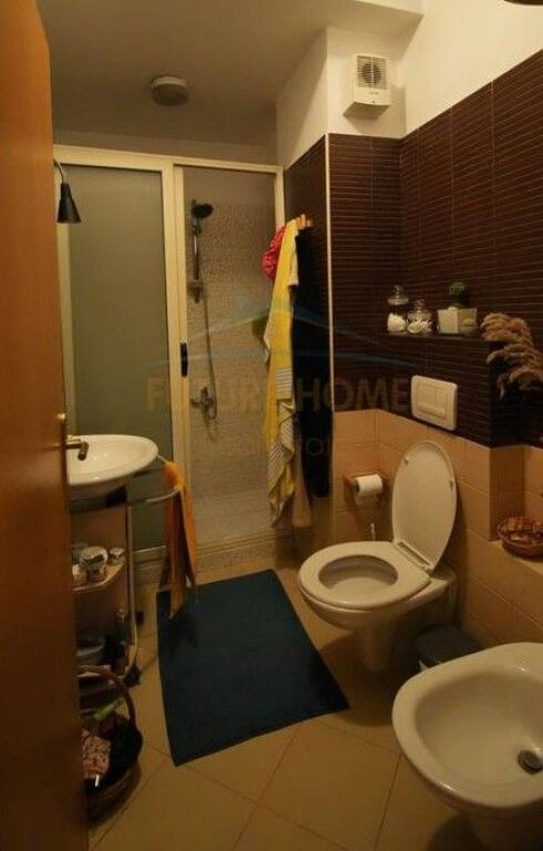 Vendita, Appartamento 2+1+2, Comune di Parigi