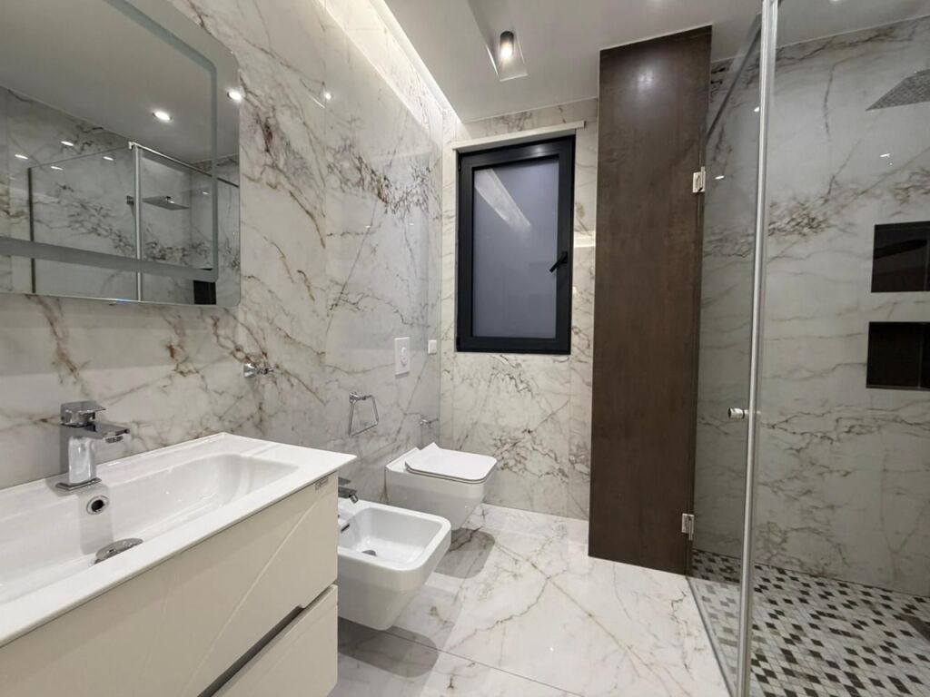 Apartment 3+1+2 Parking is offered for rent at Montesori Schl near the Dry Lake.