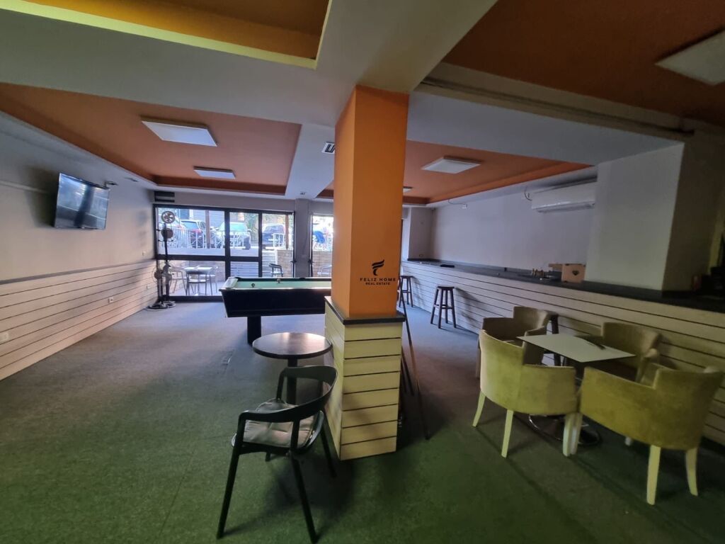 SHOP FOR SALE 74 M2 NEW MARKET 135,000 EURO