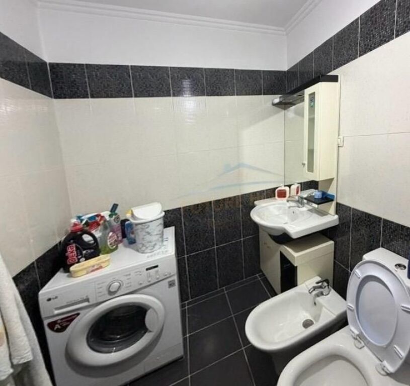 Qira, Apartament 2+1 në Laprakë